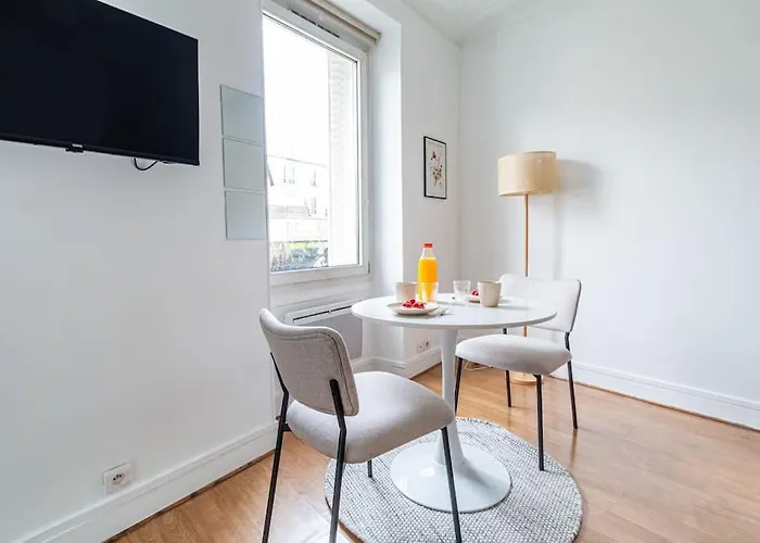 Proche Boulevard Voltaire