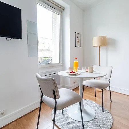 Proche Boulevard Voltaire